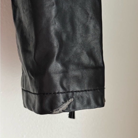 Lulu's Black Leather Jacket - Picture 4 of 6